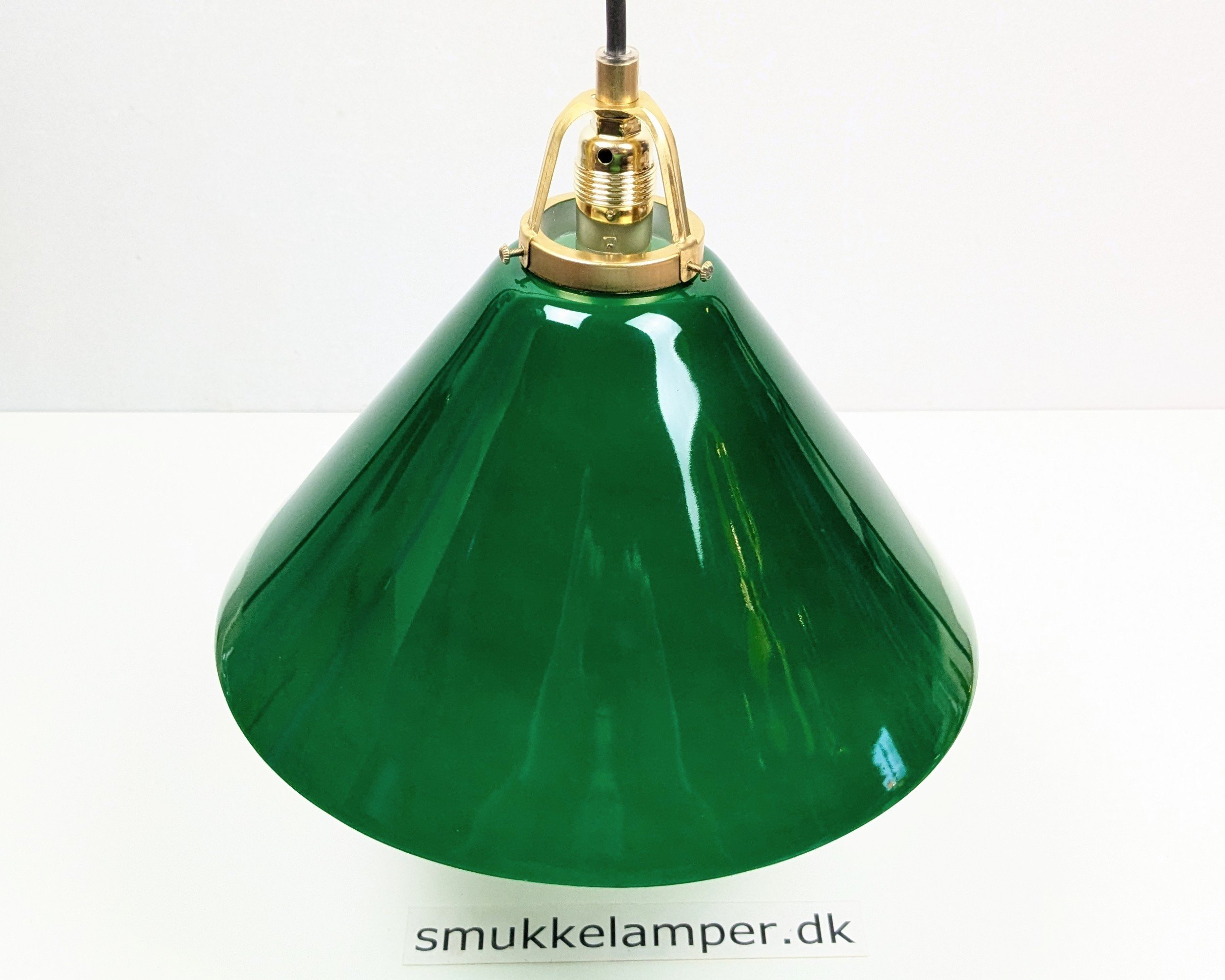 Stor Herregårds pendel. Ø29,5. Messing og mørk grøn glas. Ny. 16 cmH. Nyt el. Egen serie. Lagervare - Billede 4