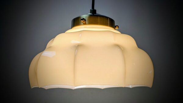 Antik sandfarvet paraply glas lampe Ø26. Nyt el og ophæng.
