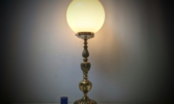 Storslået messing bordlampe. 58cmH unika. Ø19. Nyt el m.m