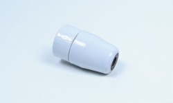 Porcelæn fatning E14. 32 mmØ. 55 mm lang. Antik.