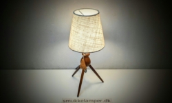 Skøn fuld restaureret Severin Hansen bordlampe 1960. 33cmH. Nyt el. m.m
