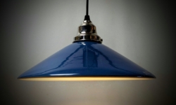 Stor dansk pastel blå Lene Bjerre keramik lampe Ø30. Nyt el.