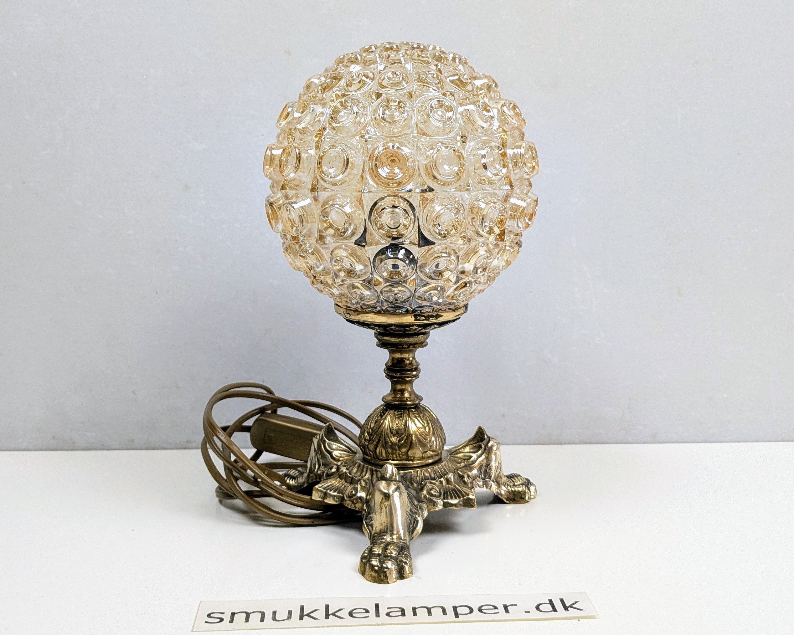 Håndsamlet Octopus bordlampe. Møllers redesign. 29cmH. Messing m.m - Billede 2