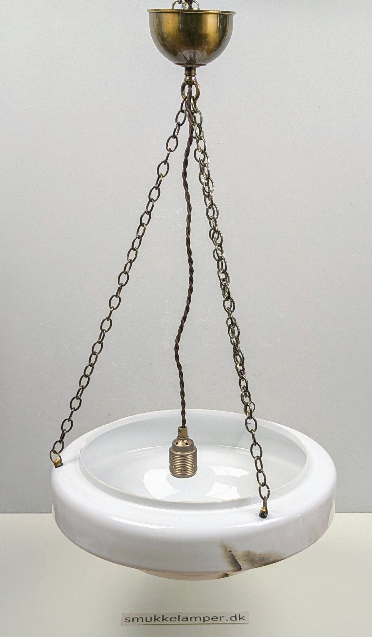 Skøn Antik marmoreret ampel. 1940. Fuld restaureret. Alt udover glas er skiftet. Ø40. Pickup only.