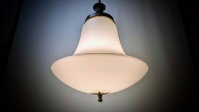 Skøn stor eksklusiv Dahlbergspendel. Ø34. Delvist nyt el. 70 cm fast nedhæng. Pickup only.
