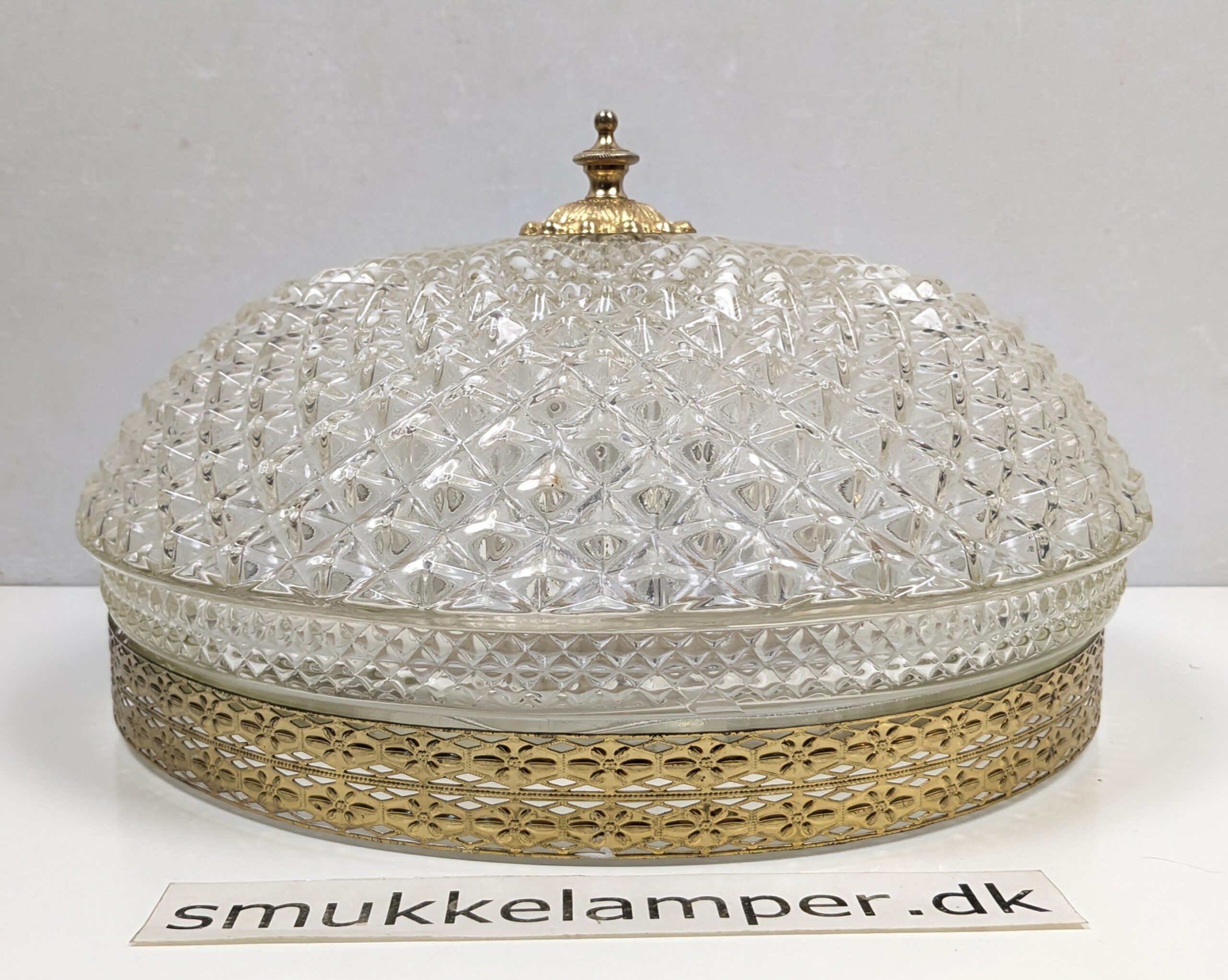 Vintage plafond i bøhmisk presset glas og messing – Ø33 cm, Restaureret. Nyt el. - Billede 4
