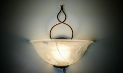 Italiensk Murano væglampe fra 1990. Ubrugt. 32×31 cm. Glaskunst.