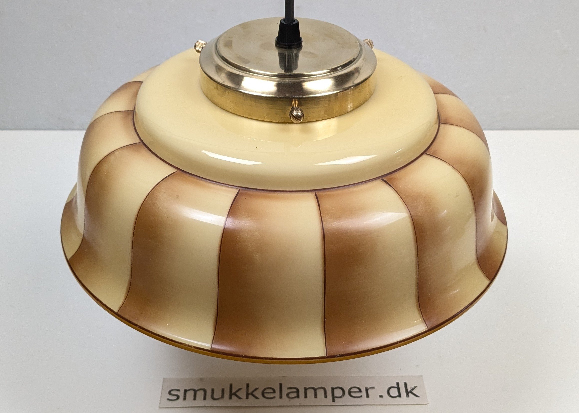 Antik kuglependel fra 1930. Nyt el og ophæng. Ø30.Sjældent Uranium oxid glas. - Billede 2