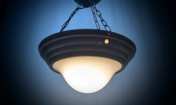 Skøn antik opalglas og messing plafond. 1940. Ø30. 40 cm Nedhæng. Til entre, soveværelse m.m. Nyt el.