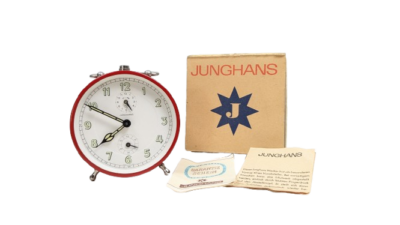 Junghans Vækkeur 1960. Mint condition. I Original æske. Rød.
Collectors choice.