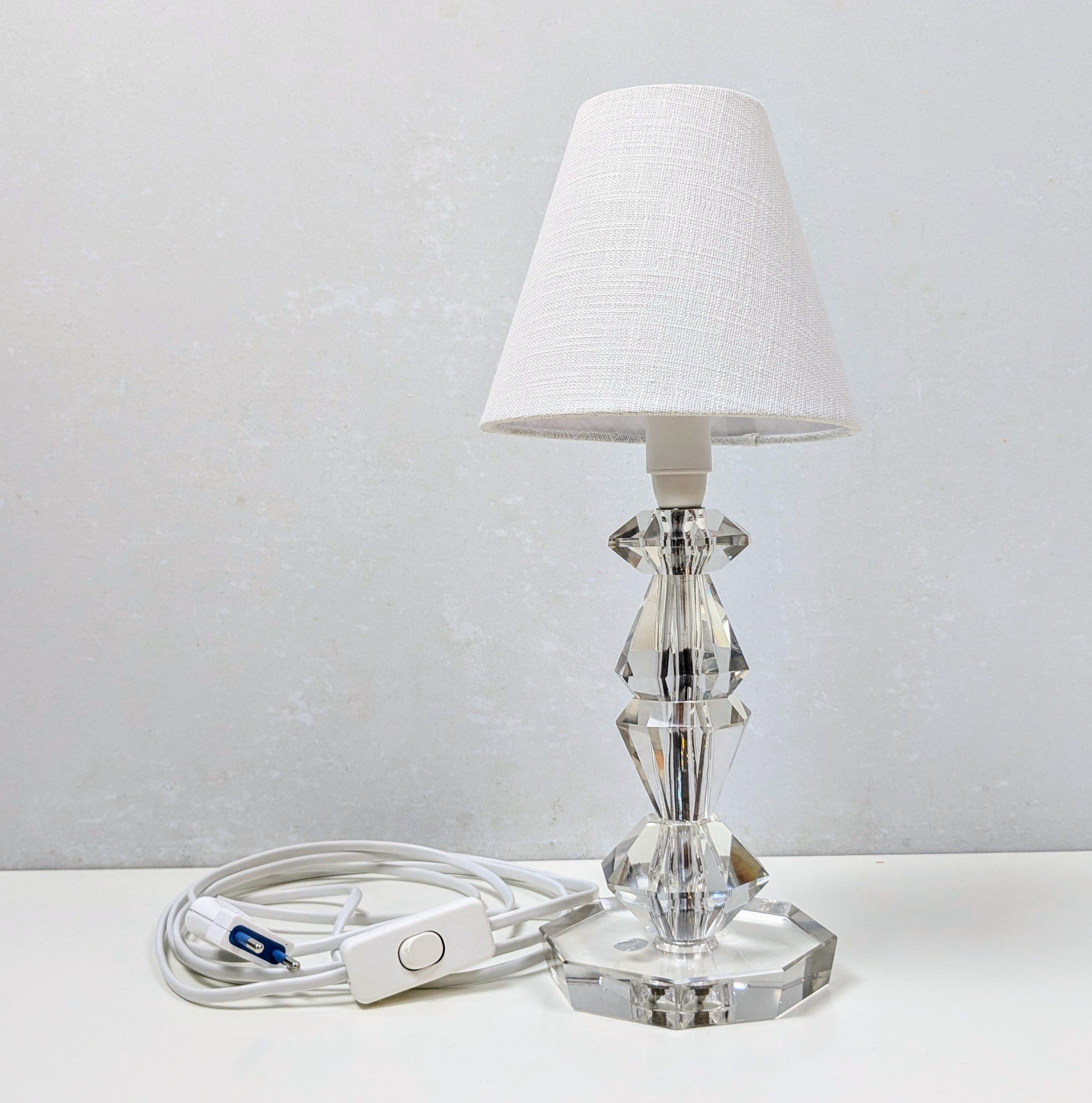 Skøn Bohemia krystal glas bordlampe 1960. Nyt el og ny skærm. 36 cmH