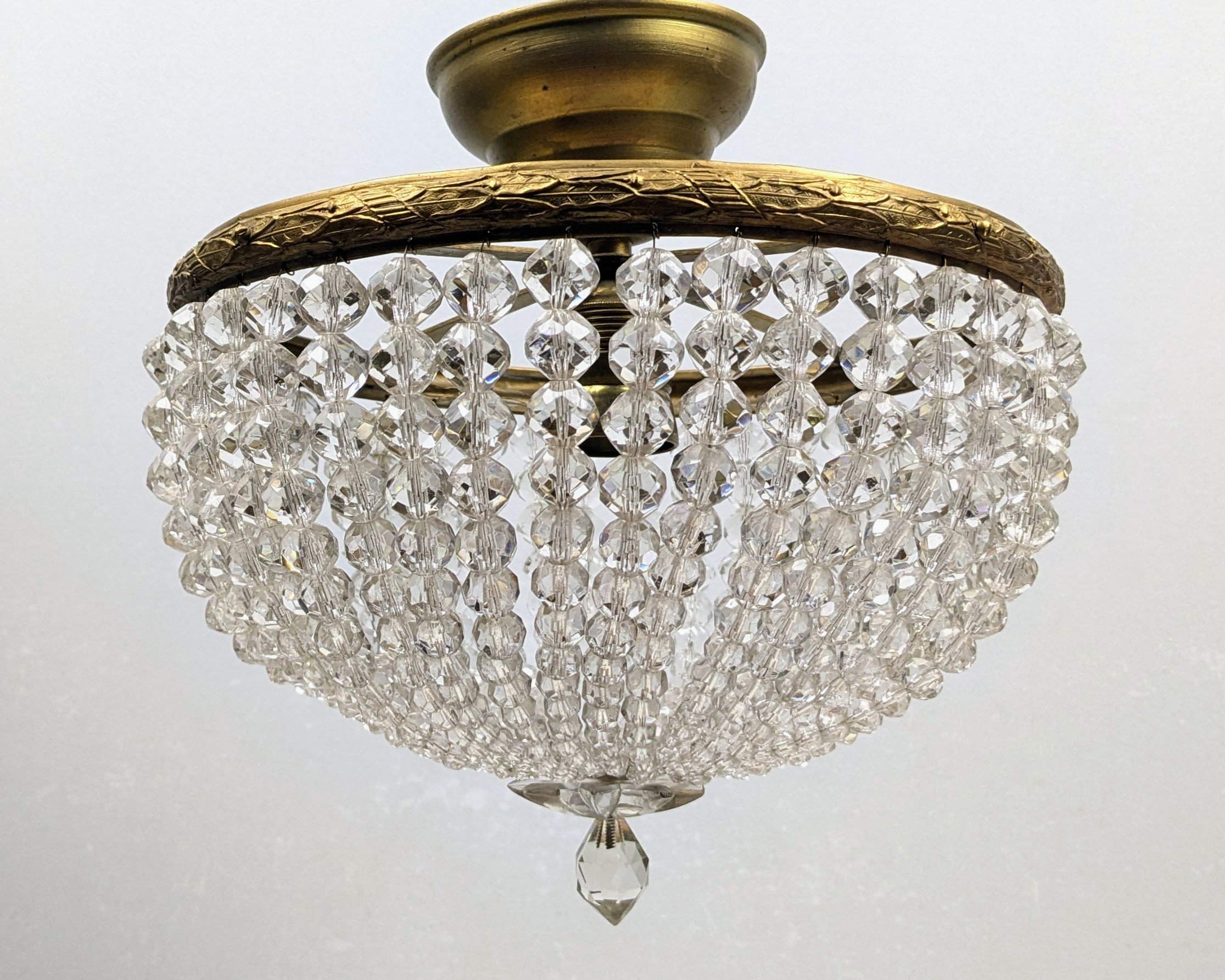 Skøn krystal prisme lysekrone 1940. Ø28. 30cm nedhæng. Delvist nyt el. 680 prismer. Pickup only - Billede 2