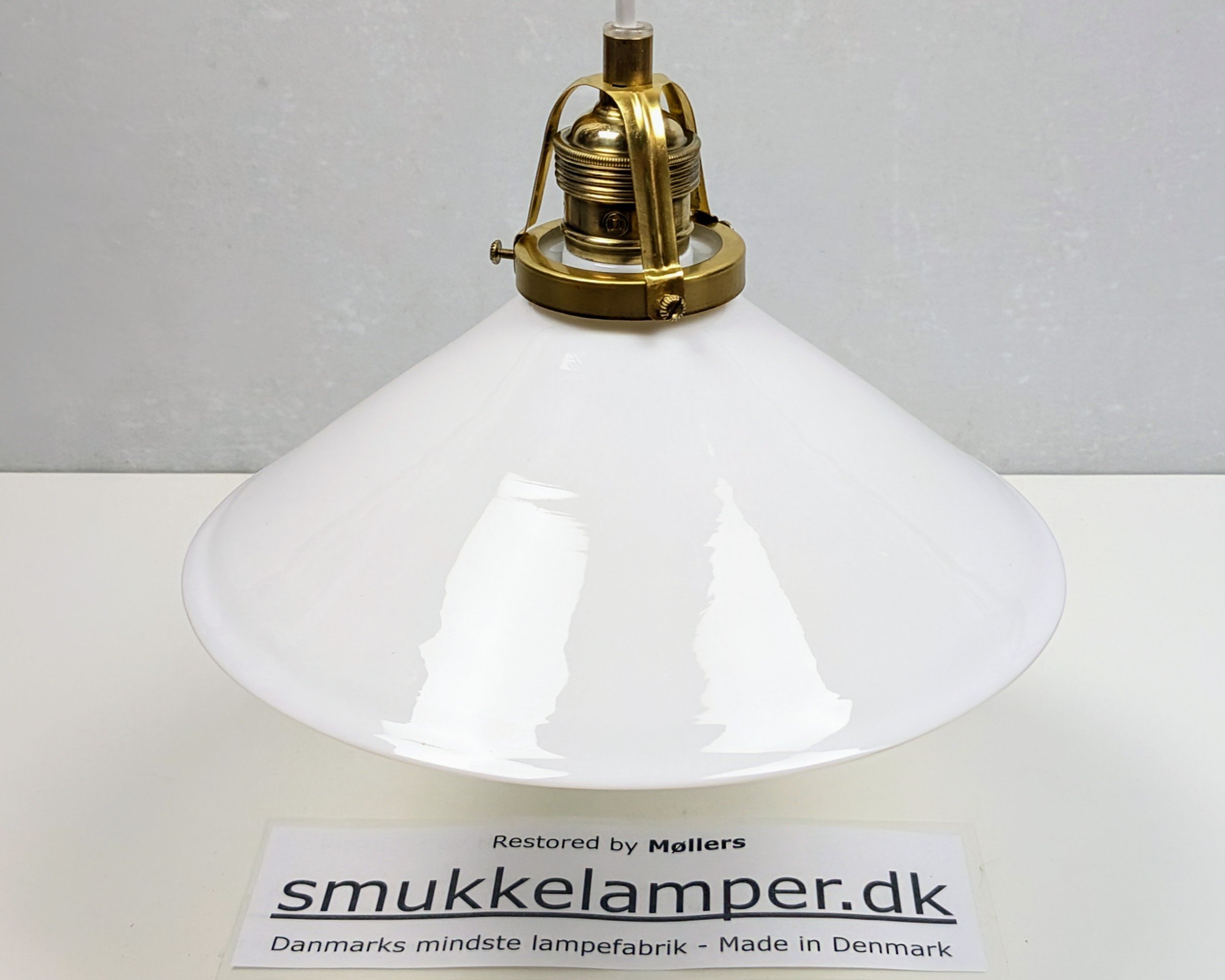 Holmegaard antik skomager pendel. Ø25 , 9,2cmH. Messing m.m. 1930. – produktbillede 1 – Skomagerpendler