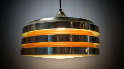 Skøn Carl Thore Trava loftlampe fra 1960. Få brugsspor. Nyt el. Ø32