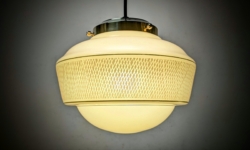 Luksuriøs mintgrøn kuglependel fra 1950. Fuld restaureret. Ø22.