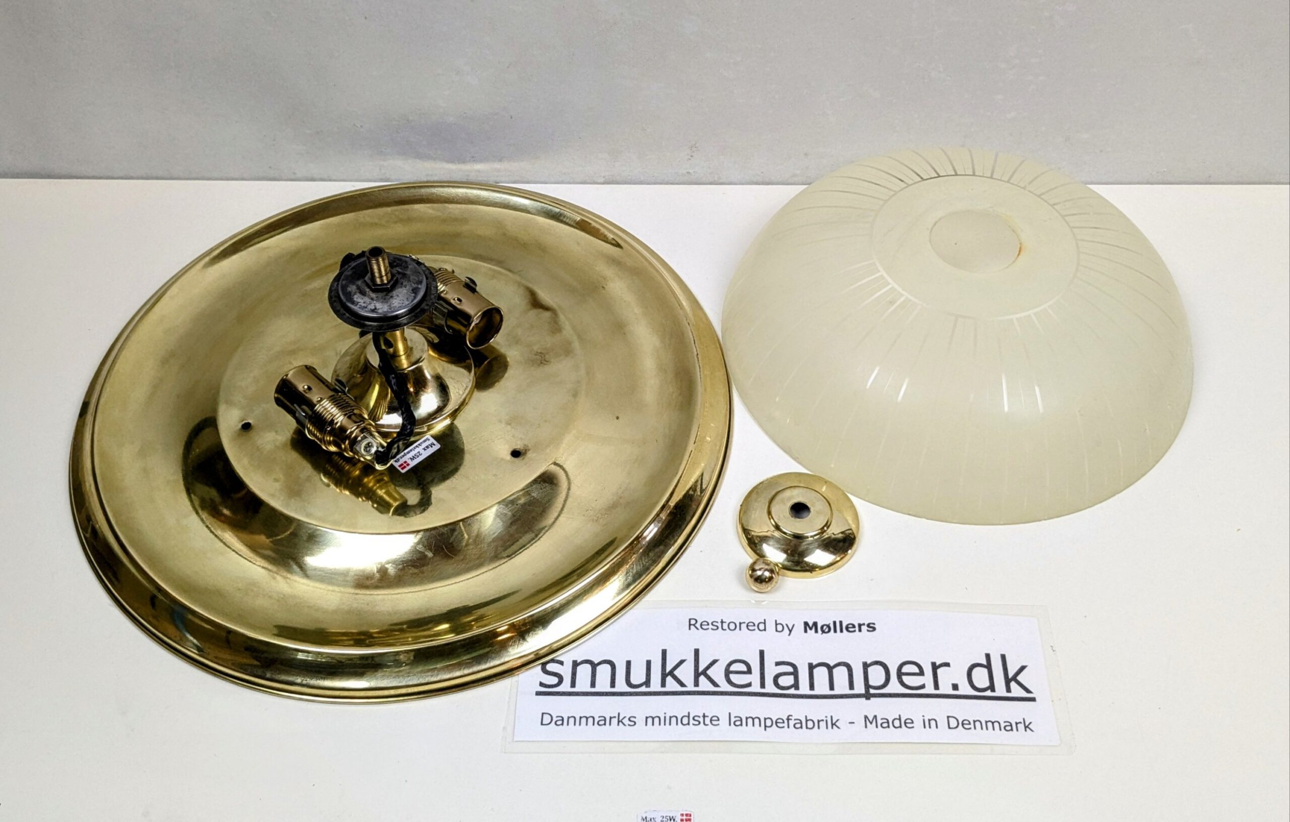 Skøn plafond fra 1940. Fuld restaureret. Ø36. Messing og glas. I perfekt stand. - Billede 4