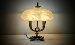 Luksuriøs dobbelt bordlampe fra 1960 i barok stil. Ø30. 35 cmH. Delvist nyt el.