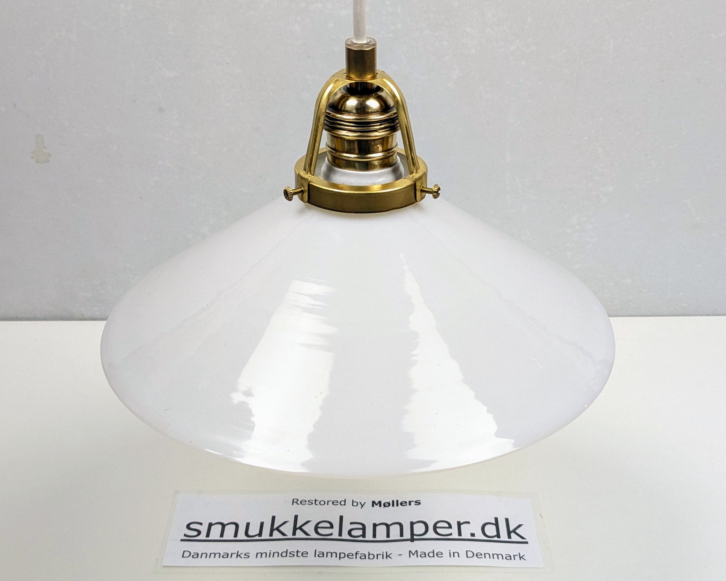 Holmegaard antik skomager pendel. Ø25,5 , 8,5 cmH. Messing m.m. 1930. – produktbillede 1 – Skomagerpendler