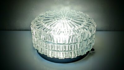 Ubrugt plafond i tysk kvalitet. Klart glas. Ø21. Til loft, væg eller bord.