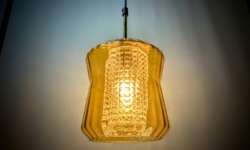 Skøn Orrefors glasværk pendel fra 1960. Perfekt condition. Ø20. 2 kilo glas. Nyt el.