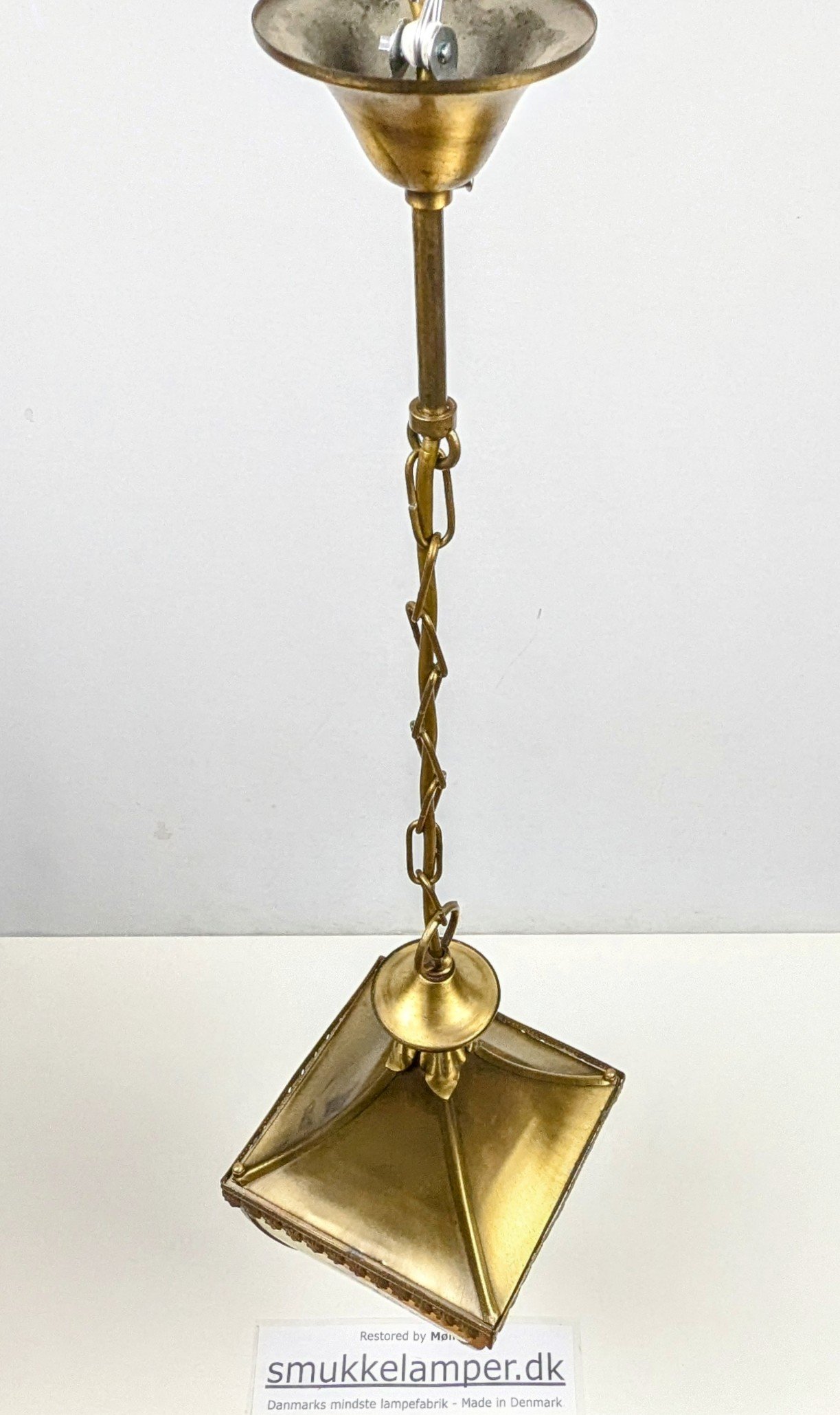 Heritage messing vestibule lampe fra 1960. Ø25. 80 cm fast nedhæng. Delvist nyt el. Pickup only - Billede 2