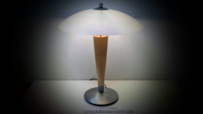 Stor Fransk Champi lampe. Ø40. Glas og Bøgetræ. 48 cmH.
1990.