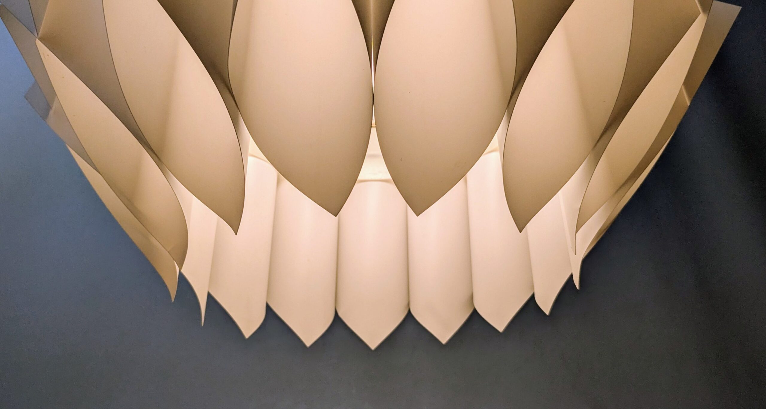 Skøn Butterfly lampe Hoyrup light. Lars Schiøler 1973. Ø44. Nyt el. Excellent condition. - Billede 7