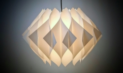 Skøn Butterfly lampe Hoyrup light. Lars Schiøler 1960. Ø44. Nyt el. Excellent condition.