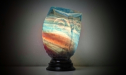 Skøn håndlavet unika glas ugle. 1970 Fuld restaureret. 18 cmH. Nyt el.