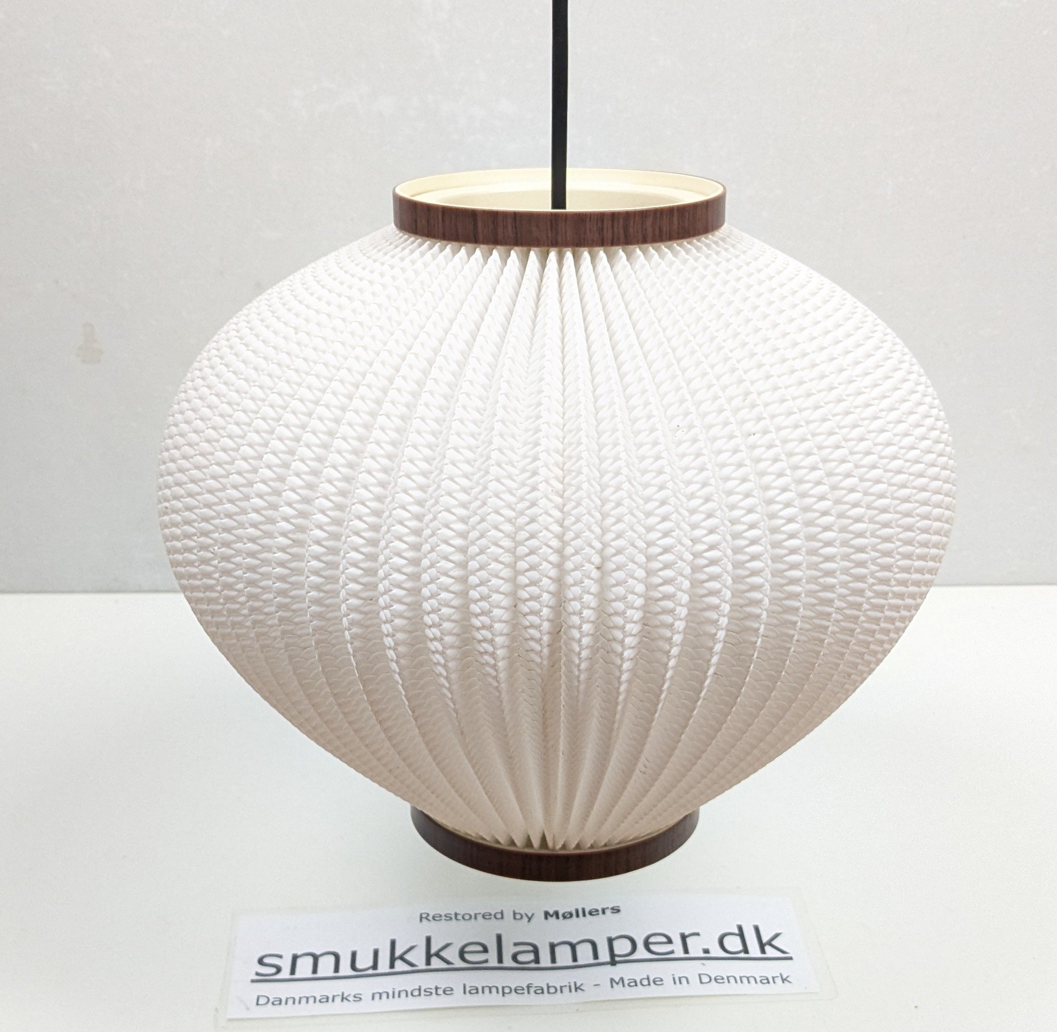 Sjælden Lars Schiøler – Høyrup light lampe . Ø27 Alt el er nyt. Danish design 1960