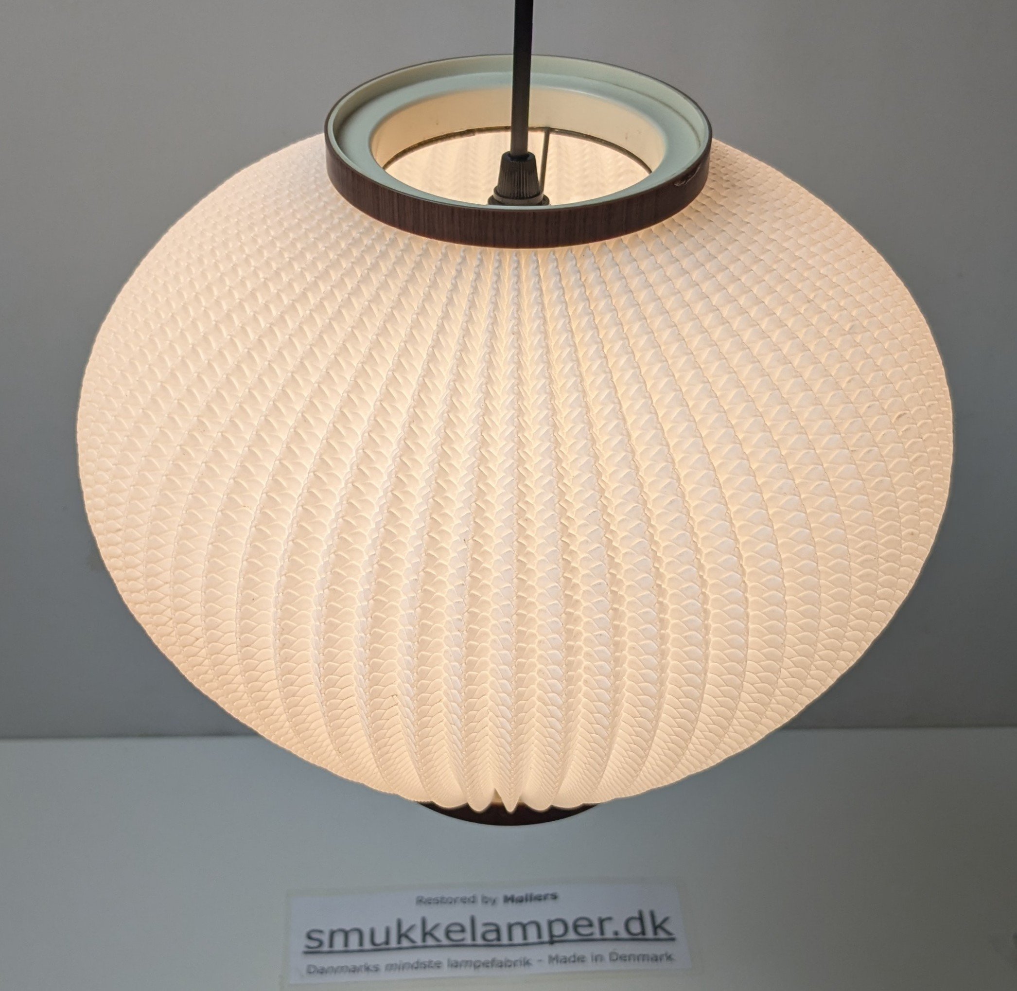 Sjælden Lars Schiøler – Høyrup light lampe . Ø27 Alt el er nyt. Danish design 1960
