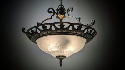 Skøn Hall lampe fra 1990. Ø43. Cortex Sweden. 130cm nedhæng.