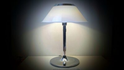 Stor PER SUNDSTEDT. BORDLAMPE, „Mars“. Atelje Lyktan 60 cm høj. Ø46. 1990.