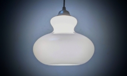 Old style opalglas lampe. Møller redesign. Ø23. Nyt el m.m. Unika pendel