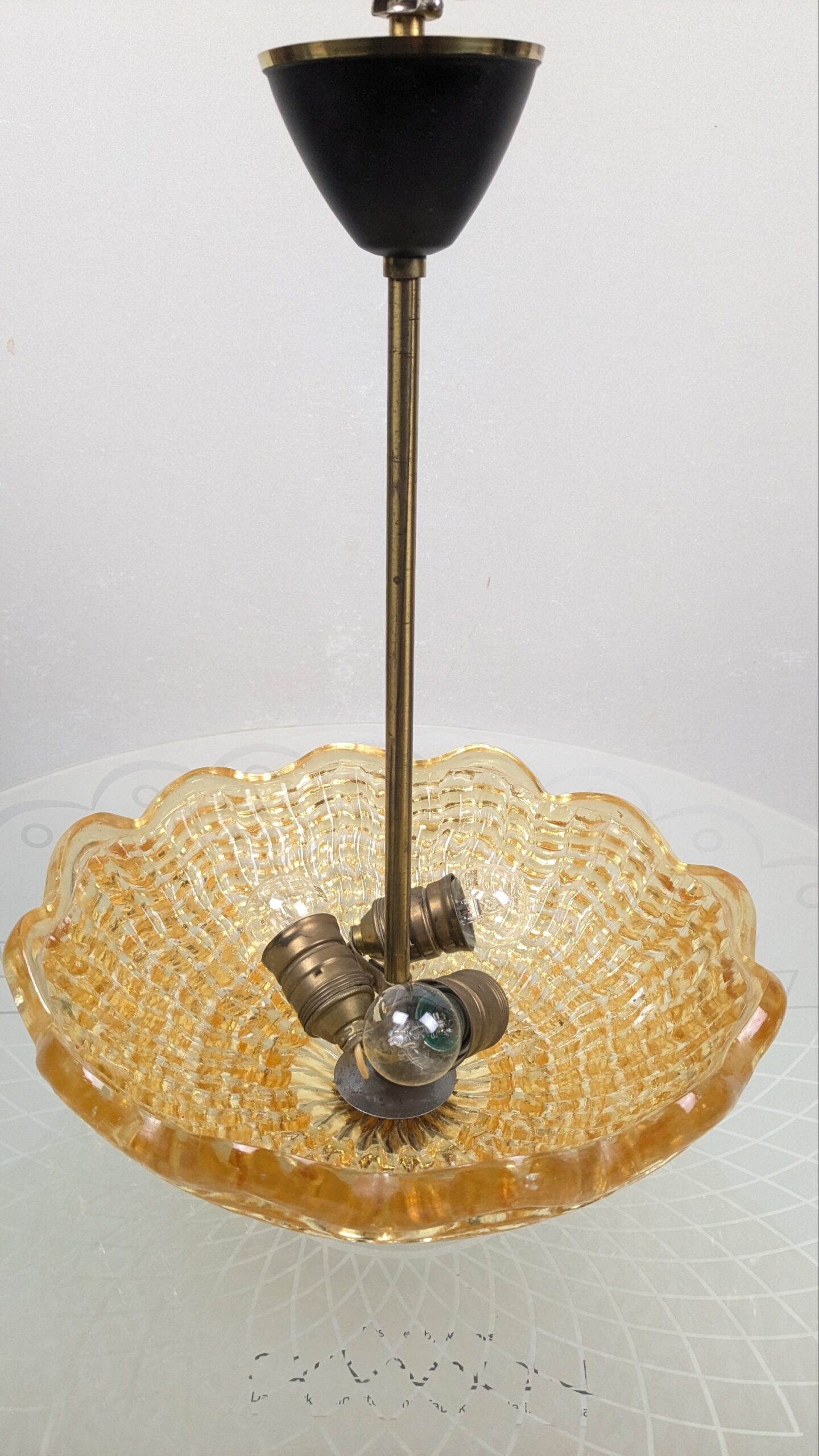 Storslået Orrefors Carl Fagerlund loftplafond 1950. Ø67. 10 kilo glas. Palæ plafond. Pickup only