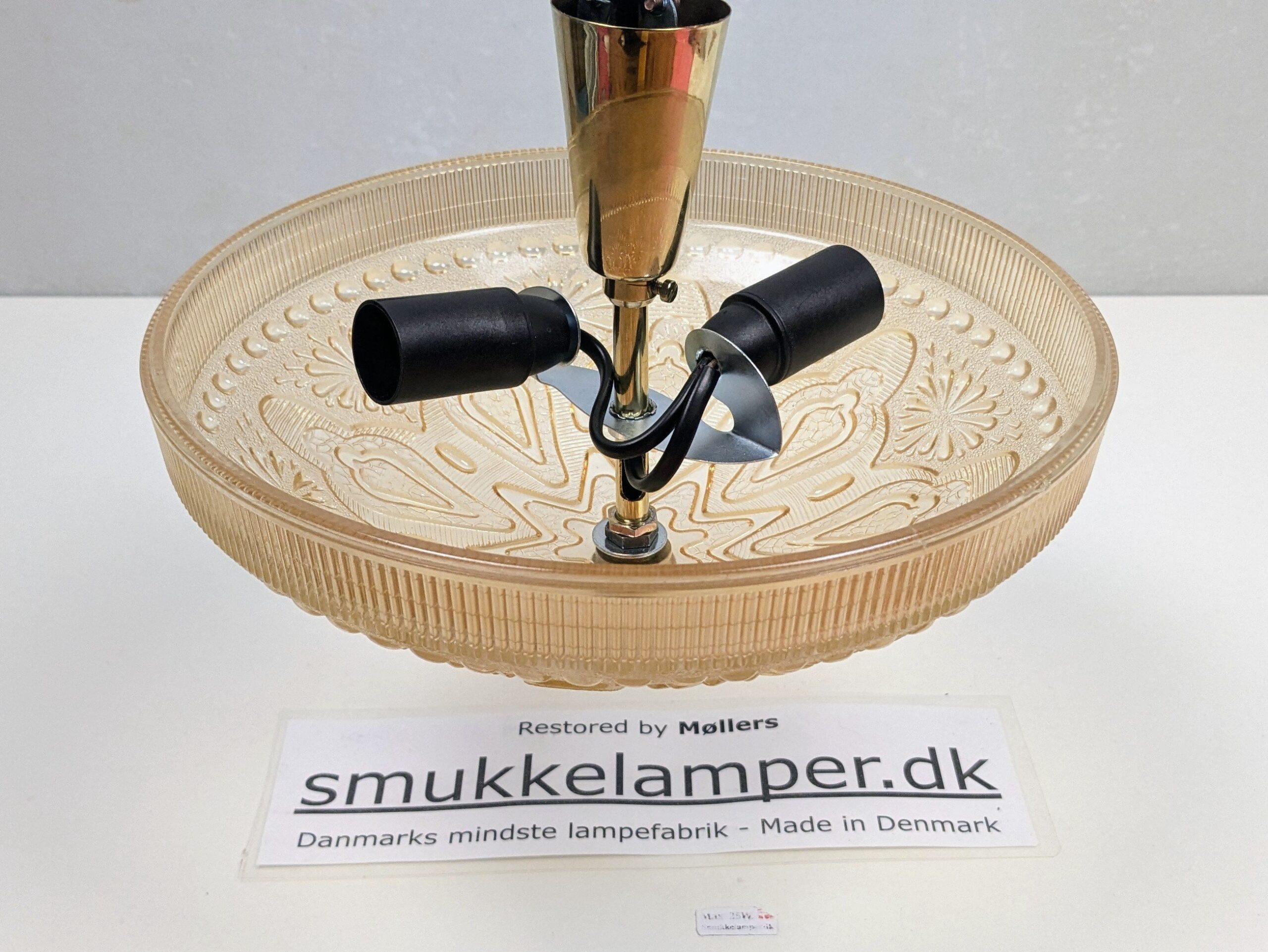 Custom håndsamlet Entre / stuk loftlampe. 1,2 kilo glas. Alt er nyt. Ø26. 20cm fast nedhæng. Møllers