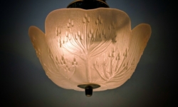 Skøn glas ampel plafond 1980. 18 cm nedhæng. Ø24. Nyt el.