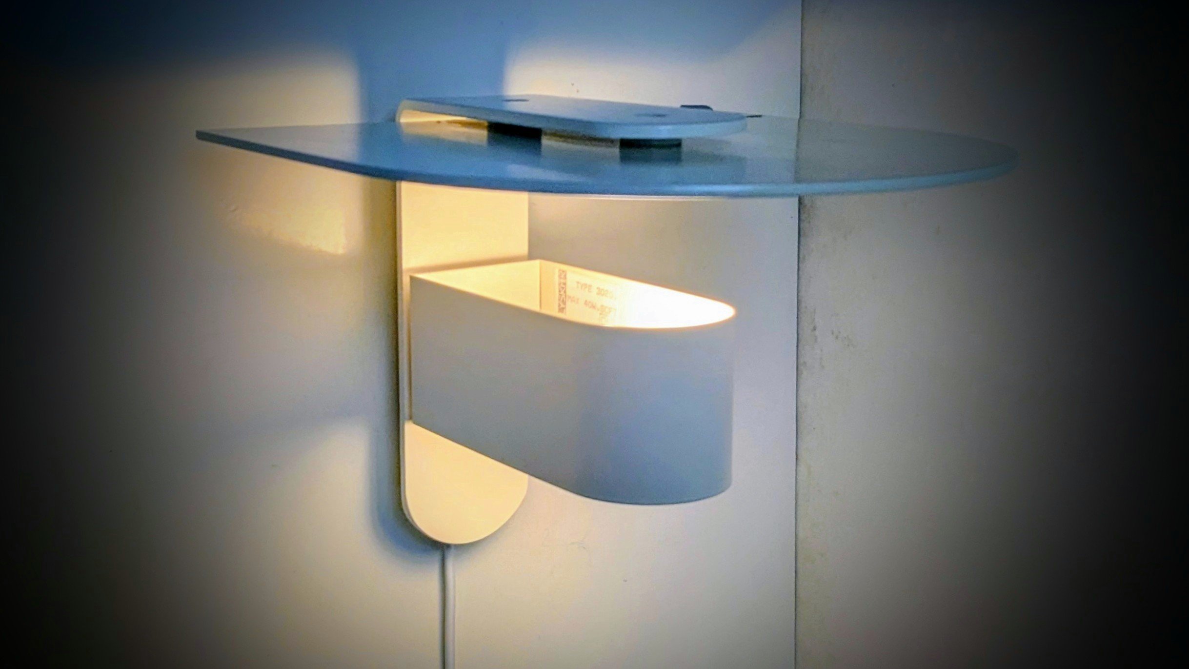 Klassisk dansk design 1990. Nyt el. Cream white. Jørgen Klinkby – Lyskær