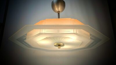 Fuld restaureret ampel til stuk. 1920. Ø57. 35 cm fast nedhæng. Nyt el m.m. 6 kilo. Pickup only.