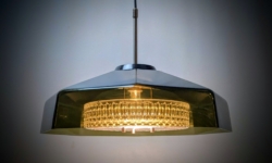 Mid-Century Luxus fra 1960. Håndblæst Glaspendel i Dyb Olivengrøn. Ø48. Nyt el. Pickup only.