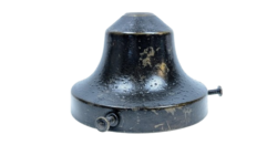 Antik patineret glasholder i messing. Til lampeglas gribekant 71 – 81 mm.