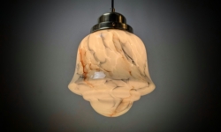 Sjælden grønlig Vintage uraline lampe – marmoréret glas – 1920. Nyt el og ophæng. Se mere. Uranium oxid