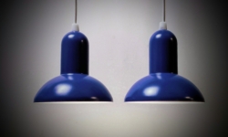 Sæt med 2 lilla LYFA TWIST 4784 køkken lamper fra 1980. Nyt el. Få brugsspor.