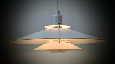 Danish design 1990. Lyskilde 1363. Ø40. Nyt el. Excellent condition.