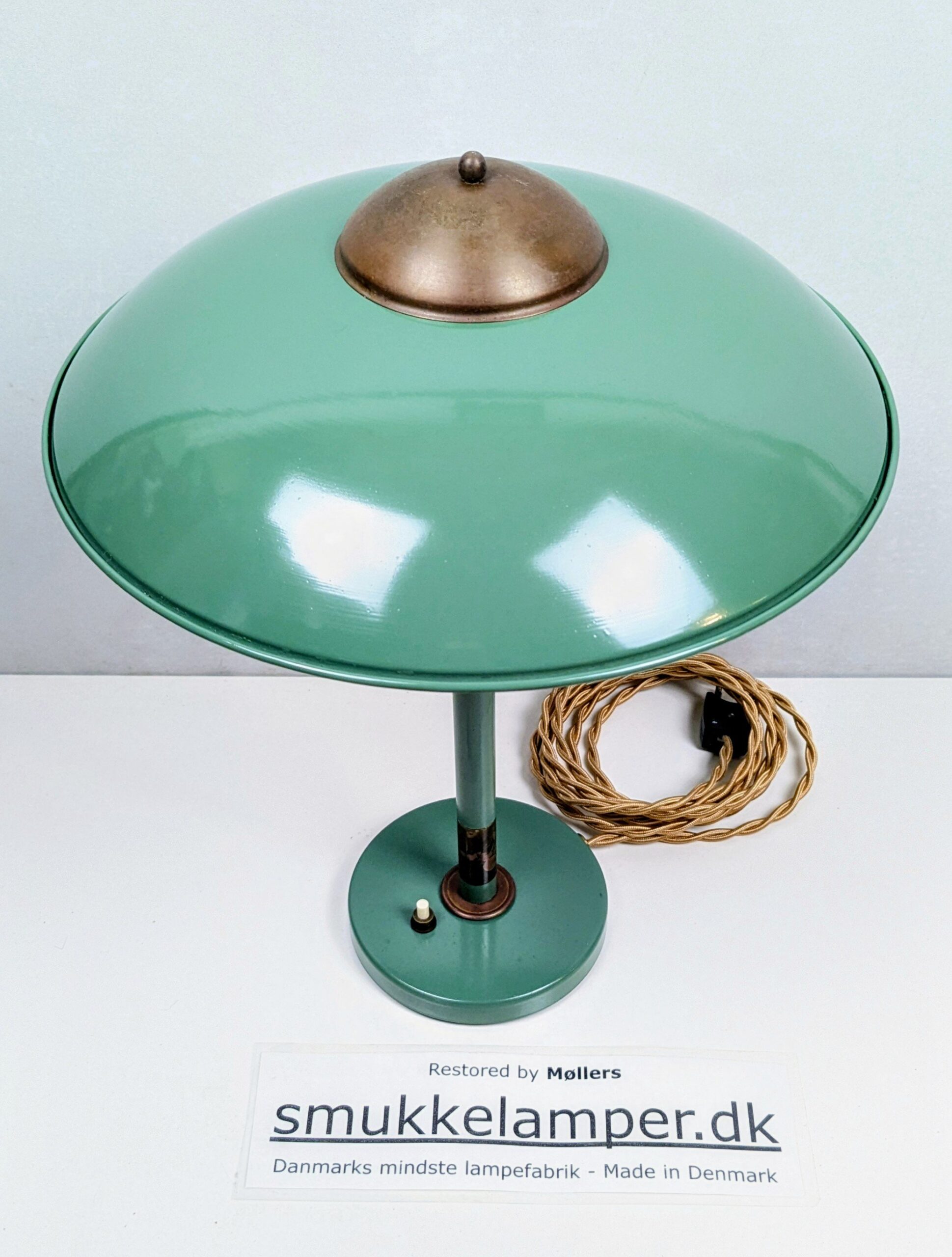 Fog og Mørup bordlampe 1940. Fuld restaureret. Messing og nylakeret. 42 cmH. - Billede 2