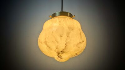 Skøn marmoreret kuglependel fra 1920. Fuld restaureret. Ø19