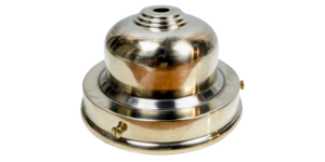 Elegant Old style blankpoleret glasholder i messing. Til lampeglas med gribekant mellem 97 – 104 mm