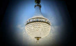 Eksklusiv Empire-Krystal Lysekrone fra 1950 – Håndlavet Palais style. Pickup only. Ø33