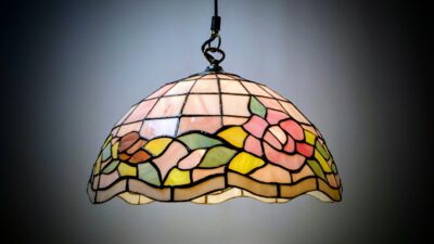 Fuld restaureret Tiffany style Loftlampe til spisebordet. Ø40. Pickup only. 1980.
