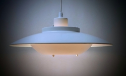 Dansk design 1970. Frimann loftlampe. Ø38. Nyt el. I flot stand. Alu tryk. Original hvid